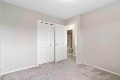16 Fireside Way, Cochrane, AB - Indoor