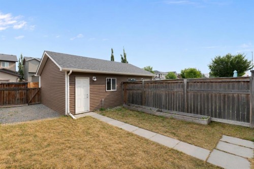 16 Fireside Way, Cochrane, AB - Outdoor