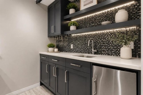 16 Fireside Way, Cochrane, AB - Indoor