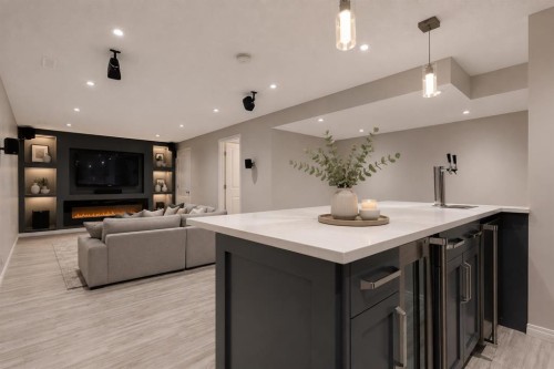 16 Fireside Way, Cochrane, AB - Indoor