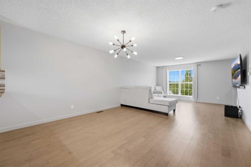 334 Legacy Village Way Se, Calgary, AB - Indoor Photo Showing Other Room