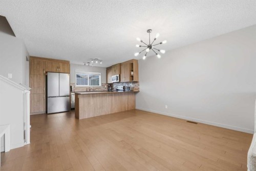 334 Legacy Village Way Se, Calgary, AB - Indoor Photo Showing Kitchen