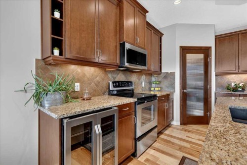 174 Cranridge Terrace Se, Calgary, AB - Indoor Photo Showing Kitchen With Stainless Steel Kitchen