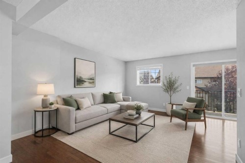 29 Pantego Lane Nw, Calgary, AB - Indoor Photo Showing Living Room