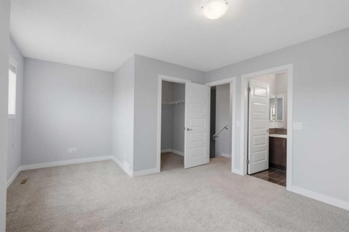 29 Pantego Lane Nw, Calgary, AB - Indoor