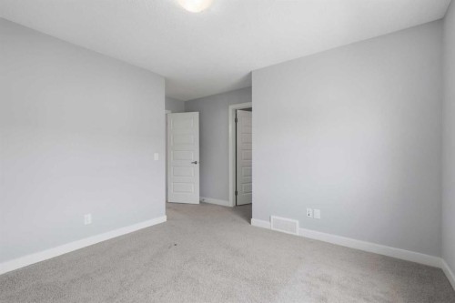 29 Pantego Lane Nw, Calgary, AB - Indoor Photo Showing Other Room