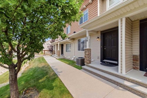29 Pantego Lane Nw, Calgary, AB - Outdoor