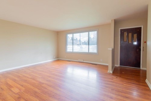 1218 13 Street North, Lethbridge, AB 