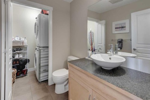 1203-211 Aspen Stone Boulevard Sw, Calgary, AB - Indoor Photo Showing Bathroom
