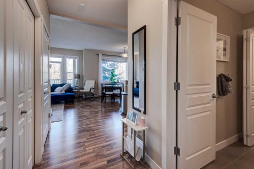 1203-211 Aspen Stone Boulevard Sw, Calgary, AB - Indoor Photo Showing Other Room