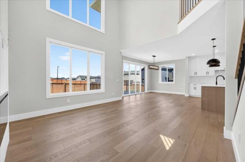 560 Livingston Way Ne, Calgary, AB - Indoor