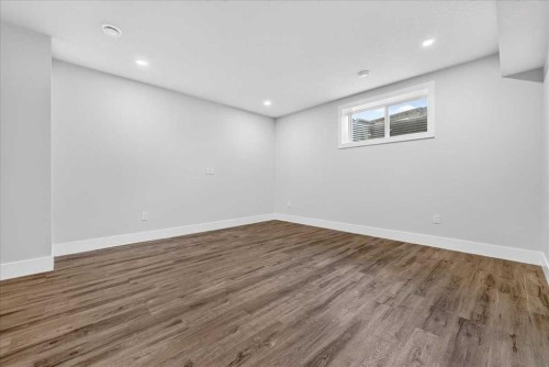 560 Livingston Way Ne, Calgary, AB - Indoor Photo Showing Other Room