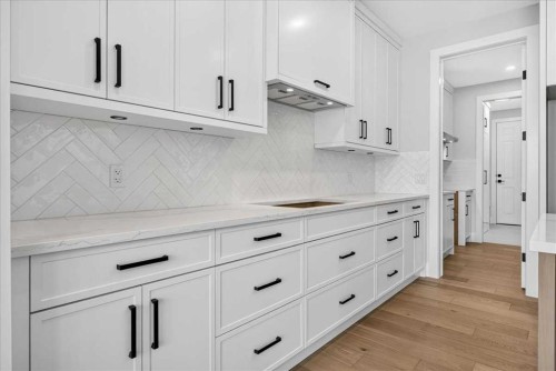 560 Livingston Way Ne, Calgary, AB - Indoor
