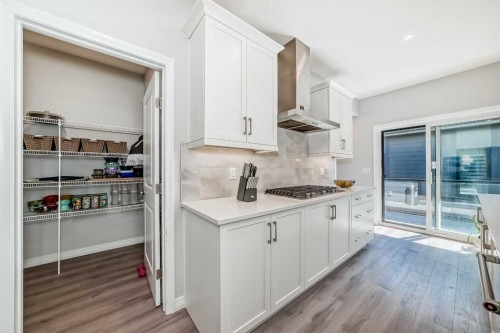 1941 Mahogany Boulevard Se, Calgary, AB - Indoor Photo Showing Kitchen
