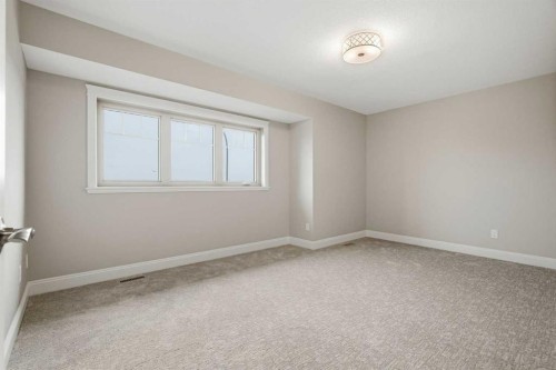 1131 Edgemont Road Nw, Calgary, AB - Indoor Photo Showing Other Room