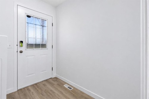 133 Martinvalley Crescent Ne, Calgary, AB - Indoor Photo Showing Other Room