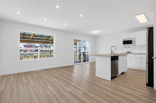 133 Martinvalley Crescent Ne, Calgary, AB - Indoor Photo Showing Kitchen