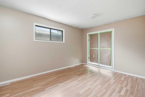 1832 43 Street Se, Calgary, AB - Indoor Photo Showing Other Room