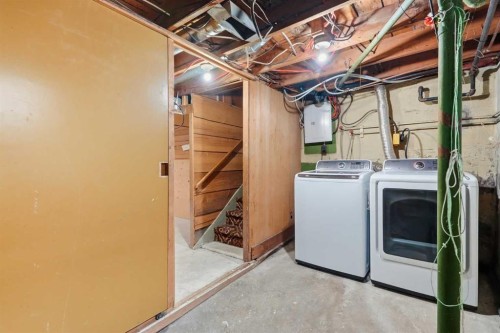 1832 43 Street Se, Calgary, AB - Indoor Photo Showing Laundry Room