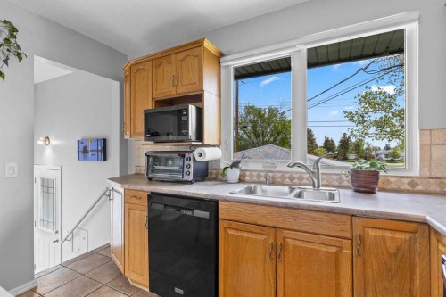 5019 Marshall Road Ne, Calgary, AB 