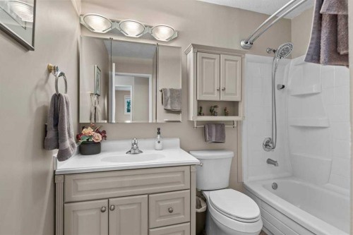 5019 Marshall Road Ne, Calgary, AB 