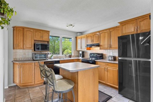 5019 Marshall Road Ne, Calgary, AB 