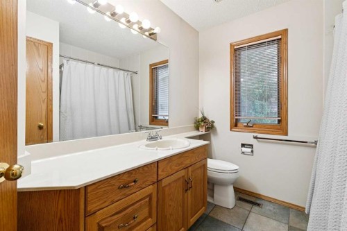 116 Scandia Rise Nw, Calgary, AB 