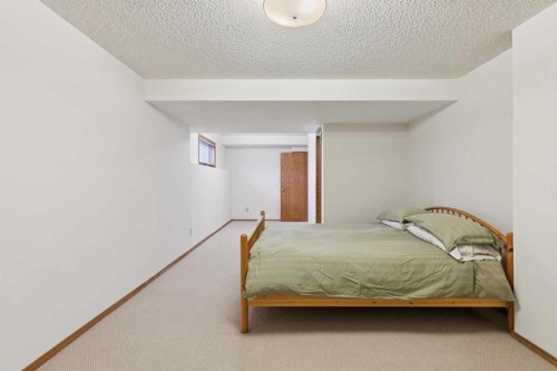 116 Scandia Rise Nw, Calgary, AB 