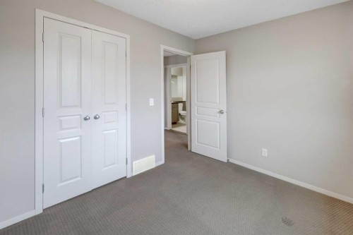 36 Copperstone Court Se, Calgary, AB - Indoor