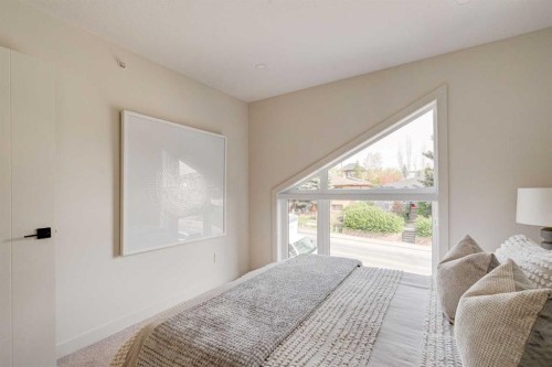 1923 26 Avenue Sw, Calgary, AB - Indoor Photo Showing Bedroom