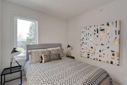 1923 26 Avenue Sw, Calgary, AB - Indoor Photo Showing Bedroom