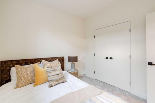 1923 26 Avenue Sw, Calgary, AB - Indoor Photo Showing Bedroom