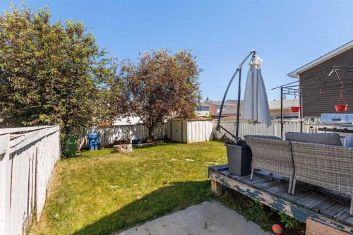 149 Taradale Close Ne, Calgary, AB - Outdoor
