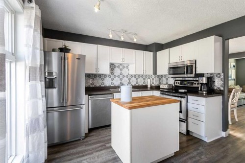 149 Taradale Close Ne, Calgary, AB - Indoor Photo Showing Kitchen With Stainless Steel Kitchen