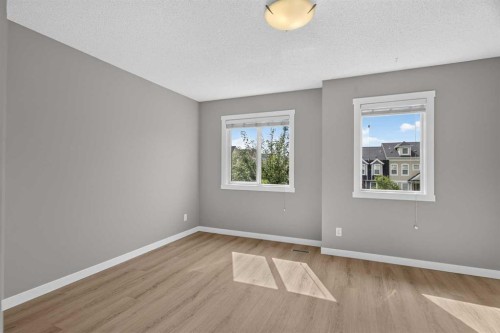 75 Auburn Bay Street Se, Calgary, AB - Indoor Photo Showing Other Room