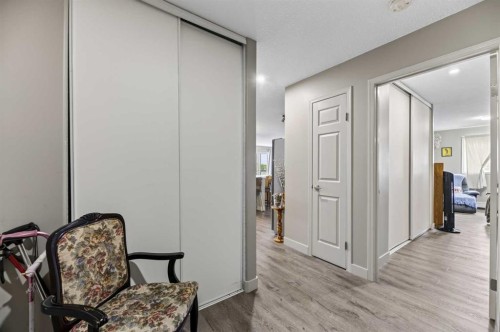 404-4514 54 Avenue, Olds, AB - Indoor Photo Showing Other Room