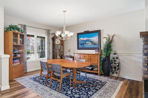 31 Chapala Close Se, Calgary, AB - Indoor Photo Showing Dining Room