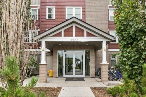 212-2300 Evanston Square Nw, Calgary, AB - Outdoor