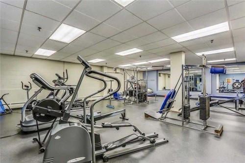 511-340 14 Avenue Sw, Calgary, AB - Indoor Photo Showing Gym Room
