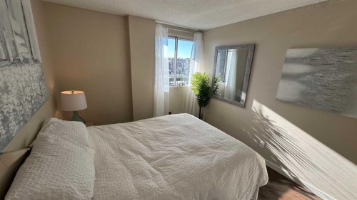 511-340 14 Avenue Sw, Calgary, AB - Indoor Photo Showing Bedroom