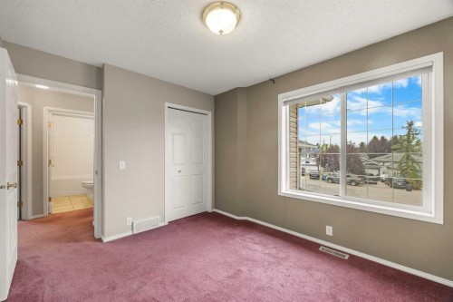 256 Harvest Glen Place Ne, Calgary, AB - Indoor Photo Showing Other Room