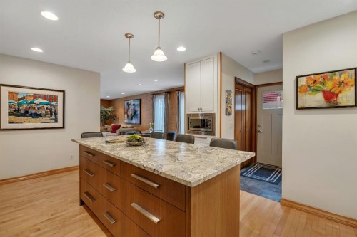 420 Strathcona Drive Sw, Calgary, AB - Indoor