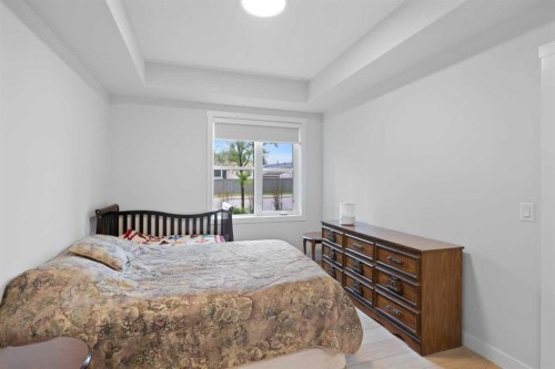 1112-81 Arbour Lake View Nw, Calgary, AB - Indoor Photo Showing Bedroom