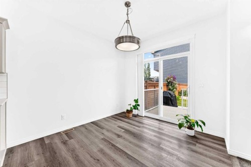 190 Sage Bluff Rise Nw, Calgary, AB - Indoor Photo Showing Other Room