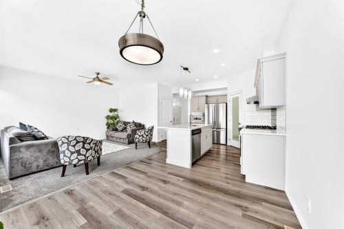 190 Sage Bluff Rise Nw, Calgary, AB - Indoor Photo Showing Kitchen