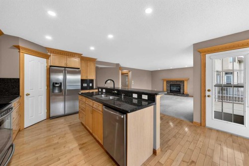 78 Hampstead View Nw, Calgary, AB - Indoor Photo Showing Kitchen With Stainless Steel Kitchen With Double Sink