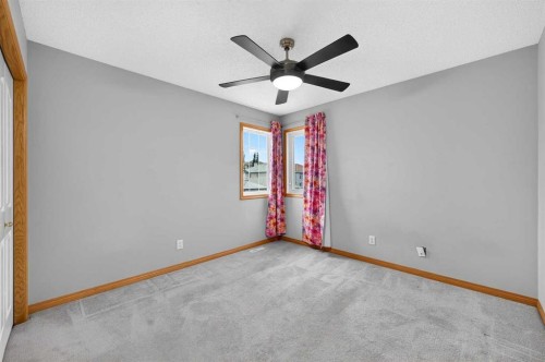 78 Hampstead View Nw, Calgary, AB - Indoor Photo Showing Other Room