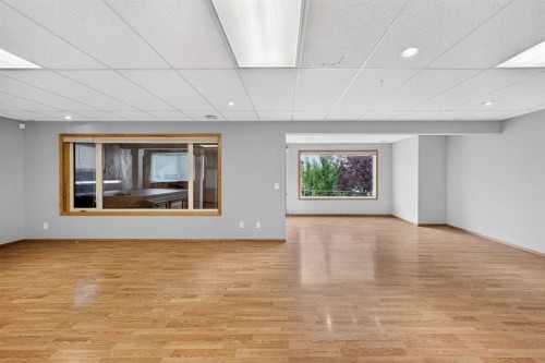 78 Hampstead View Nw, Calgary, AB - Indoor Photo Showing Other Room