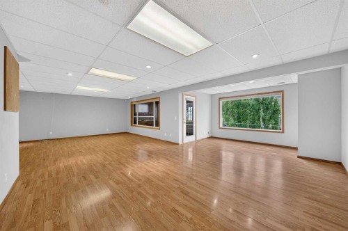 78 Hampstead View Nw, Calgary, AB - Indoor Photo Showing Other Room