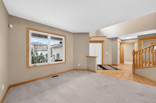 78 Hampstead View Nw, Calgary, AB - Indoor Photo Showing Other Room